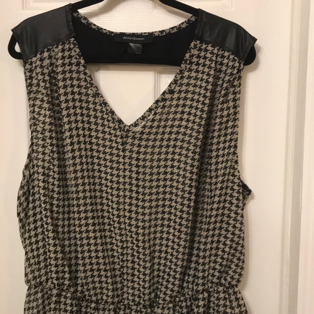 Plus size ladies top